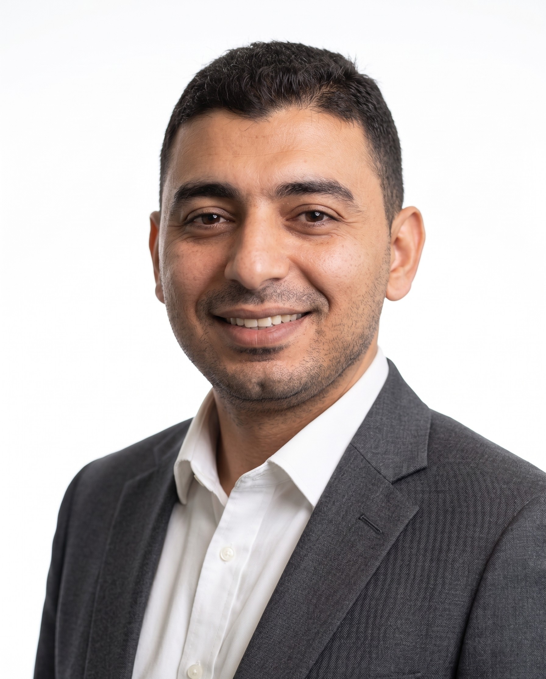 Dr. Ahmad Salah